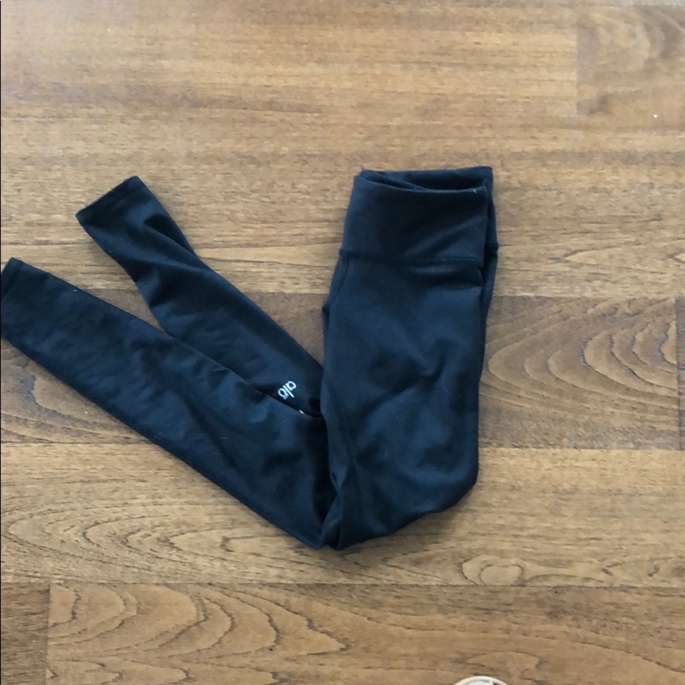 Black leggings